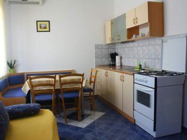  Für 4 Personen: Hübsches Apartment / Ferienwohnung in der Region Dalmatien