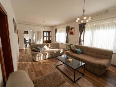 Gemütliches Ferienhaus : Region Prozor für 9 Personen