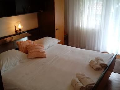  Für 2 Personen: Hübsches Apartment / Ferienwohnung in der Region Okrug Gornji