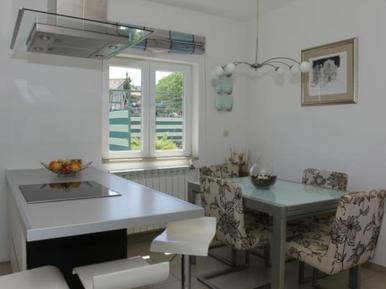  Für 4 Personen: Hübsches Apartment / Ferienwohnung in der Region Supetar