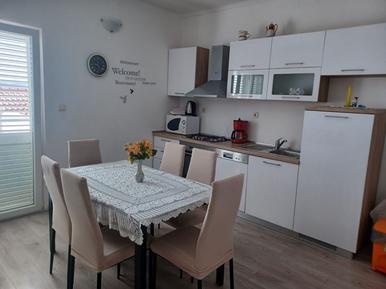  Für 4 Personen: Hübsches Apartment / Ferienwohnung in der Region Trogir