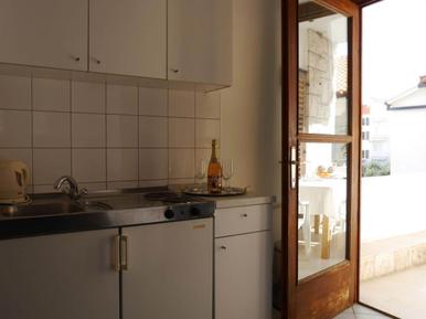  Für 4 Personen: Hübsches Apartment / Ferienwohnung in der Region Dugi Rat