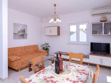  Für 4 Personen: Hübsches Apartment / Ferienwohnung in der Region Vrboska