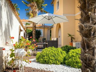 Gemütliches Ferienhaus : Region Porec für 4 Personen