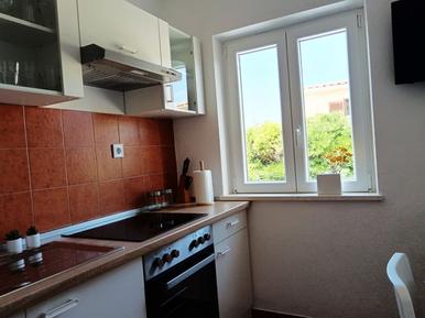 Für 4 Personen: Hübsches Apartment / Ferienwohnung in der Region Povlja