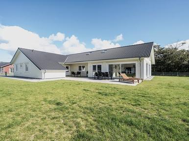 Gemütliches Ferienhaus : Region Schleswig-Holstein für 13 Personen
