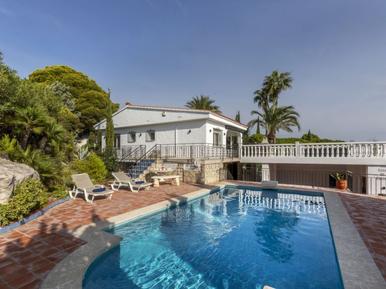 Gemütliches Ferienhaus : Region Peniscola für 10 Personen