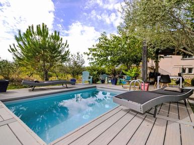  Für 4 Personen: Hübsches Apartment / Ferienwohnung in der Region Peypin-d'Aigues