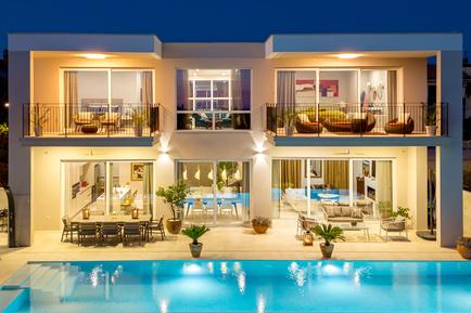 Gemütliches Ferienhaus : Region Bibali für 8 Personen