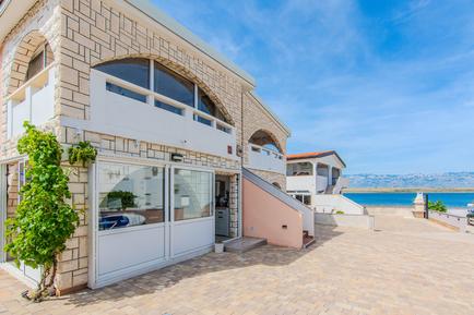  Für 4 Personen: Hübsches Apartment / Ferienwohnung in der Region Vir