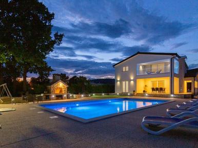 Gemütliches Ferienhaus : Region Dalmatien für 12 Personen