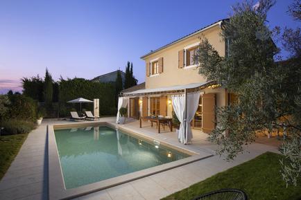 Gemütliches Ferienhaus : Region Smoljanci für 2 Personen