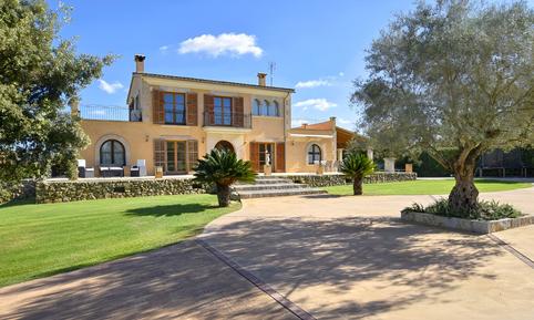 Gemütliches Ferienhaus : Region Manacor für 8 Personen