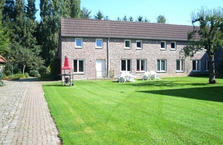 Gemütliches Ferienhaus : Region Limburg für 25 Personen