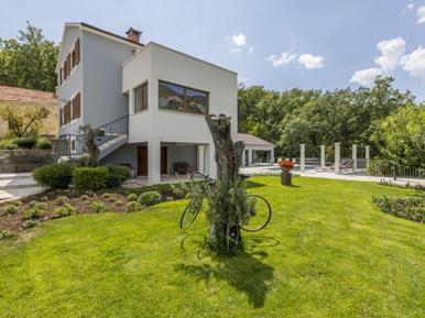 Gemütliches Ferienhaus : Region Zvecanje für 8 Personen