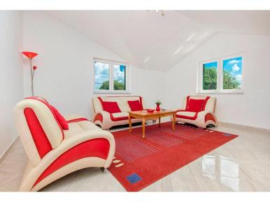 Gemütliches Ferienhaus : Region Šibenik-Knin für 8 Personen