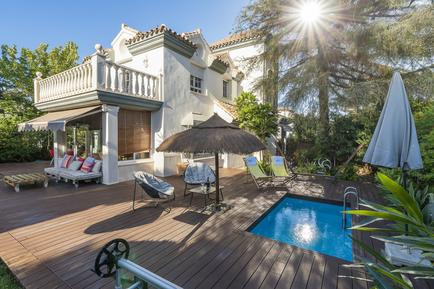 Gemütliches Ferienhaus : Region Coln für 8 Personen