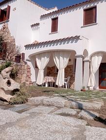 Gemütliches Ferienhaus : Region Tanaunella für 4 Personen