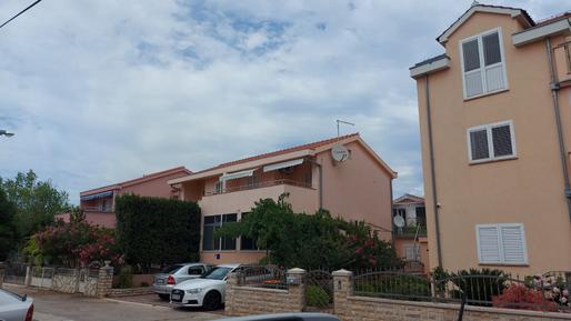  Für 3 Personen: Hübsches Apartment / Ferienwohnung in der Region Vodice