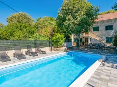 Gemütliches Ferienhaus : Region Split-Dalmatien für 8 Personen