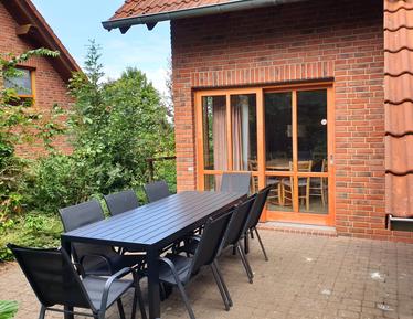 Gemütliches Ferienhaus : Region Nieheim für 9 Personen