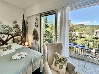  Für 2 Personen: Hübsches Apartment / Ferienwohnung in der Region Gréoux-les-Bains