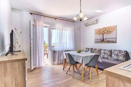  Für 4 Personen: Hübsches Apartment / Ferienwohnung in der Region Mali Losinj