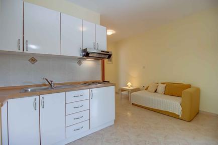  Für 3 Personen: Hübsches Apartment / Ferienwohnung in der Region Losinj