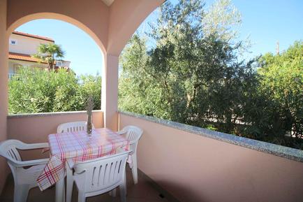  Für 4 Personen: Hübsches Apartment / Ferienwohnung in der Region Porec