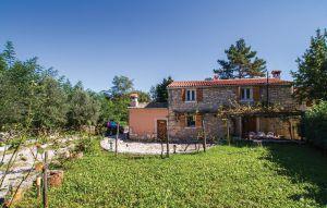 Gemütliches Ferienhaus : Region Martinski für 8 Personen