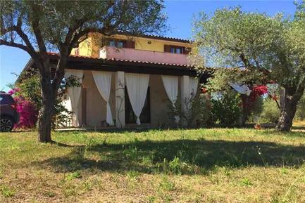 Gemütliches Ferienhaus : Region Sassari für 4 Personen