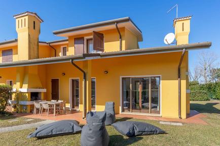 Gemütliches Ferienhaus : Region Albarella für 6 Personen