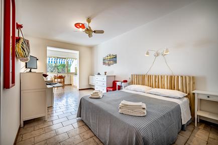 Studio für 3 Personen