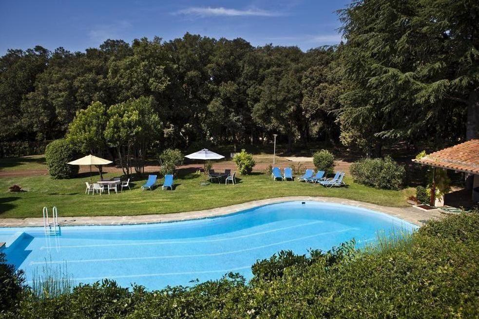 Ferienhaus mit Privatpool für 21 Personen ca.