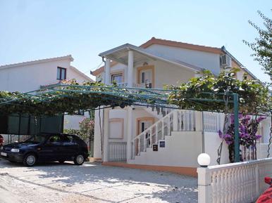  Für 4 Personen: Hübsches Apartment / Ferienwohnung in der Region Seget Vranjica