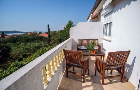  Für 5 Personen: Hübsches Apartment / Ferienwohnung in der Region Kroatische Inseln