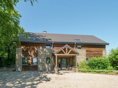 Gemütliches Ferienhaus : Region Thirimont für 15 Personen