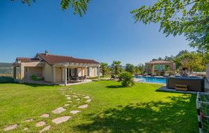 Gemütliches Ferienhaus : Region Grubine für 10 Personen