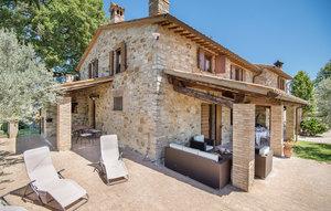 Gemütliches Ferienhaus : Region Todi für 11 Personen