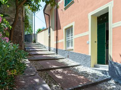Gemütliches Ferienhaus : Region Lerici für 2 Personen