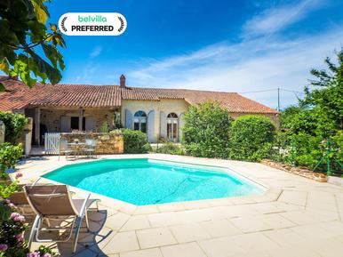 Gemütliches Ferienhaus : Region Saint-Laurent-de-la-Salle für 8 Personen